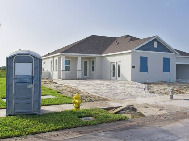 Best Portable restroom trailer rental  in Plattsburgh West, NY